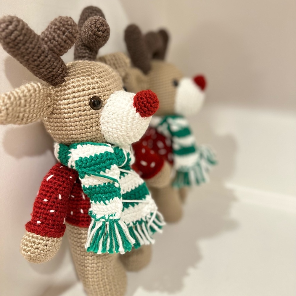 AMIGURUMI Handmade RUDOLPH REINDEER Tan/Brown - Picture 4 of 9